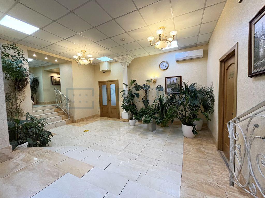 Продам офис в Москве, д 32 стр 4