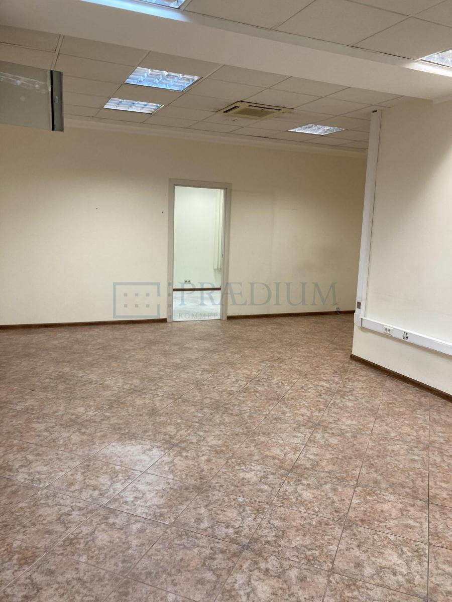 Продам офис в Москве, д 21