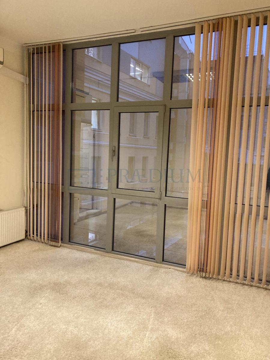 Продам офис в Москве, д 21