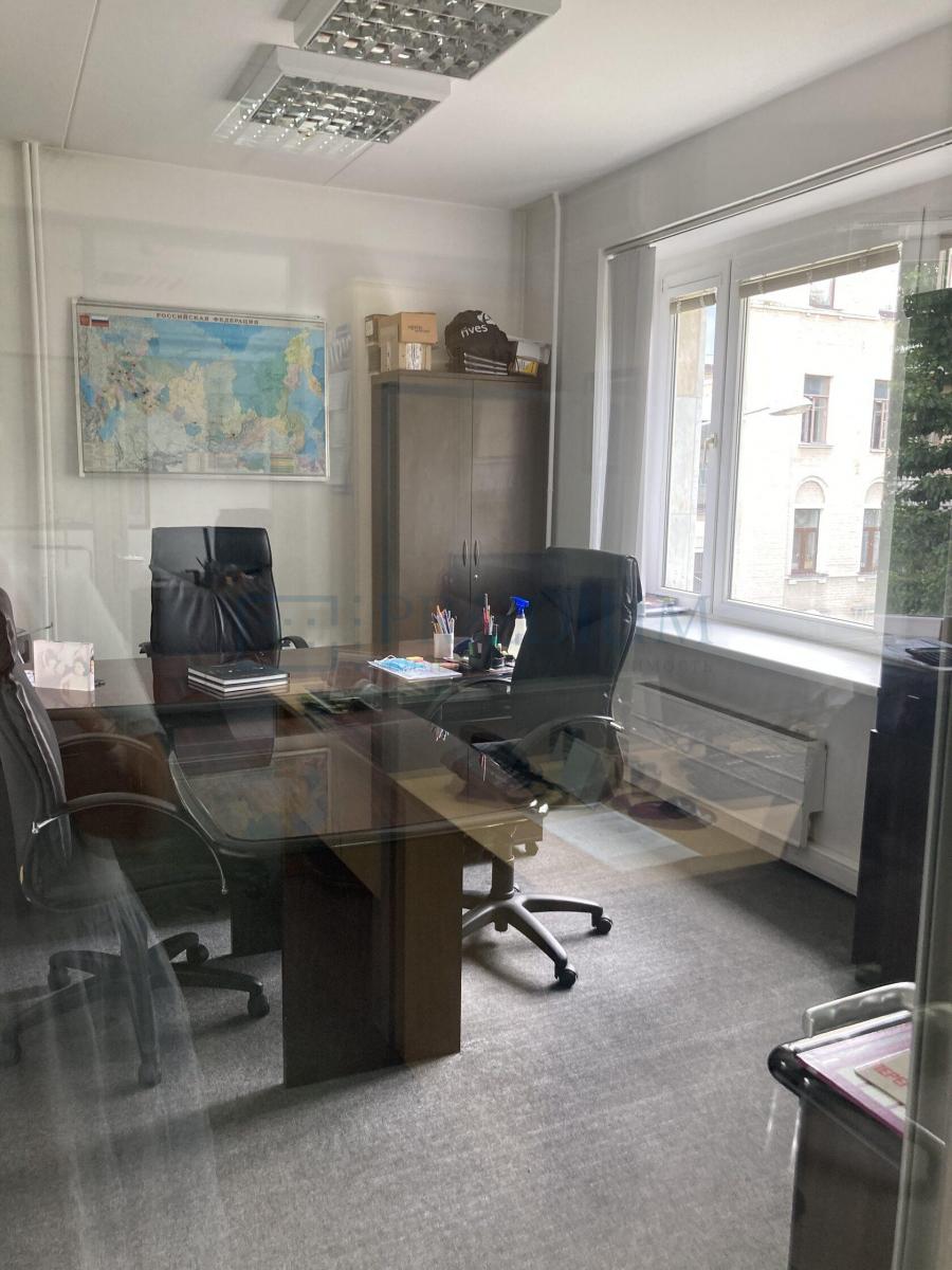 Продам офис в Москве, д 21