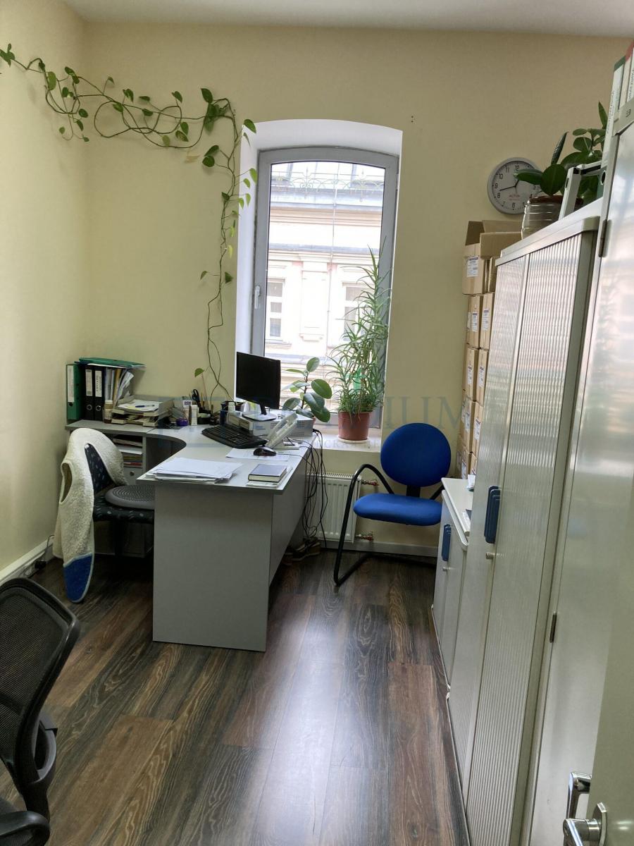 Продам офис в Москве, д 21