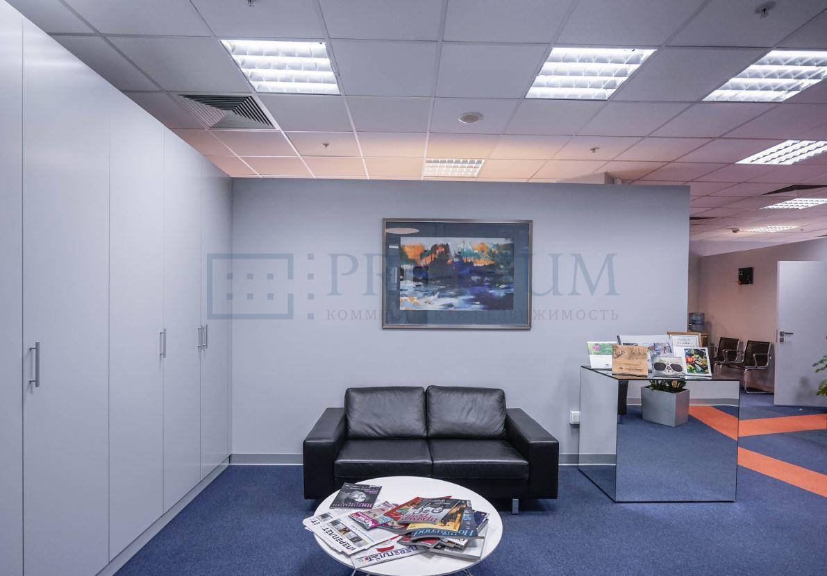 Продам офис в Москве, д 5