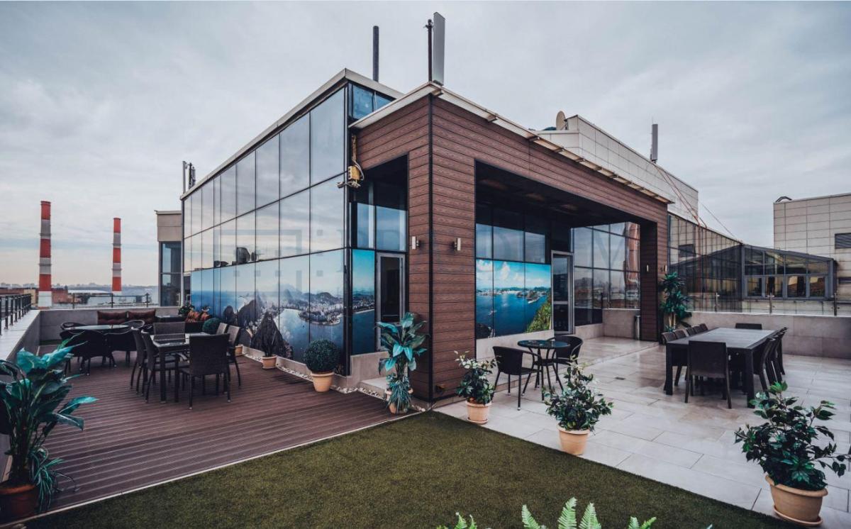 Продам торговое помещение в Москве, д 5