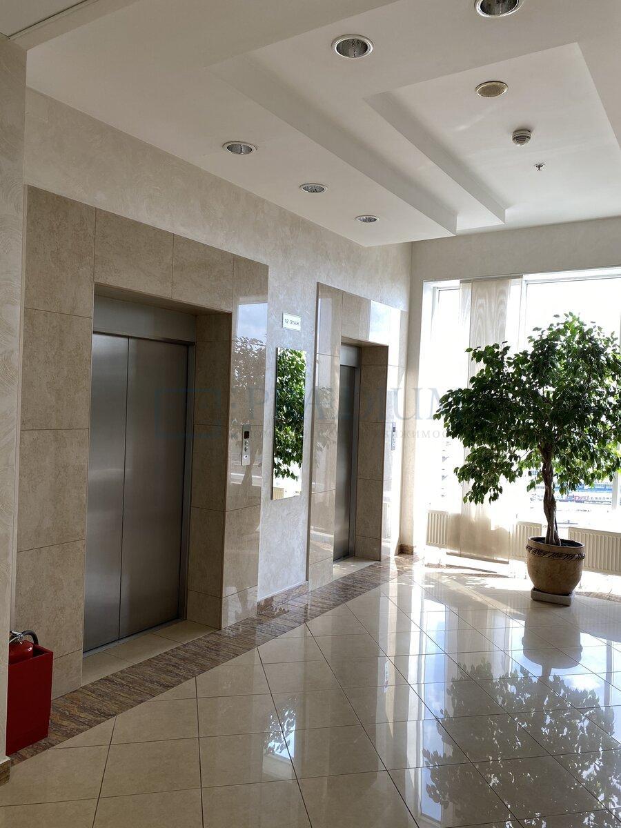 Продам торговое помещение в Москве, д 5