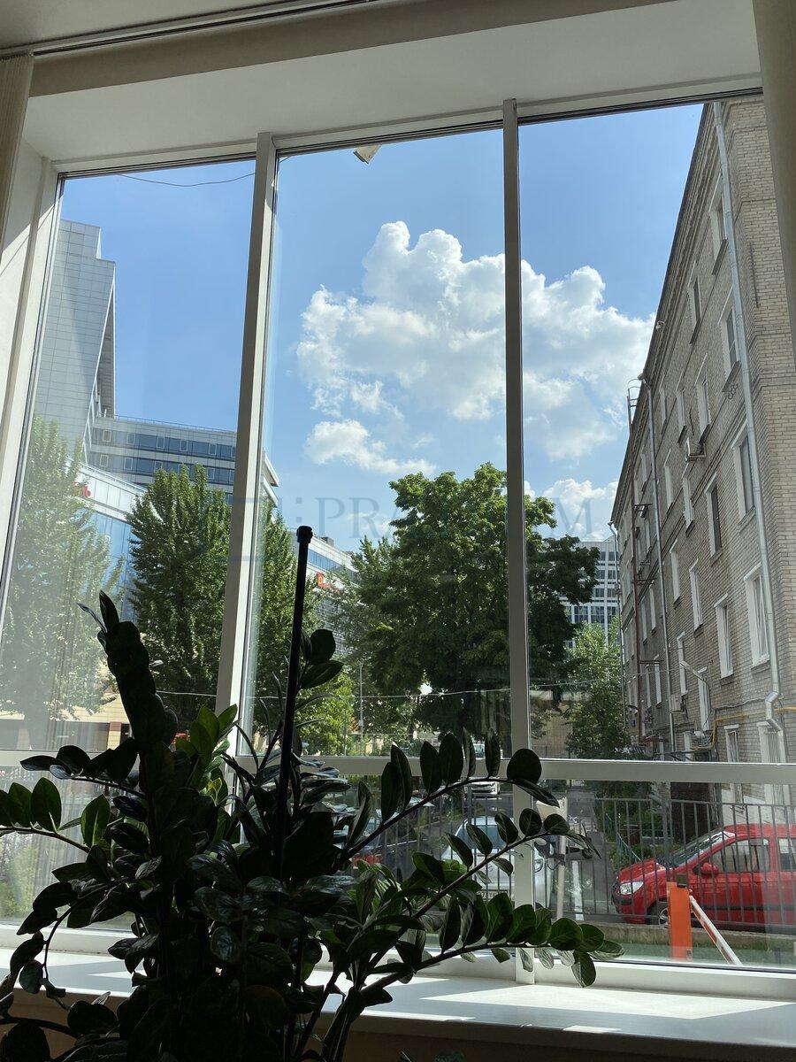 Продам торговое помещение в Москве, д 5