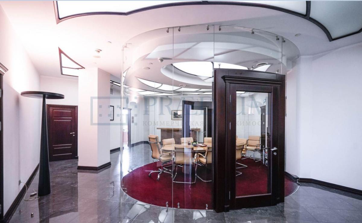 Продам офис в Москве, д 5