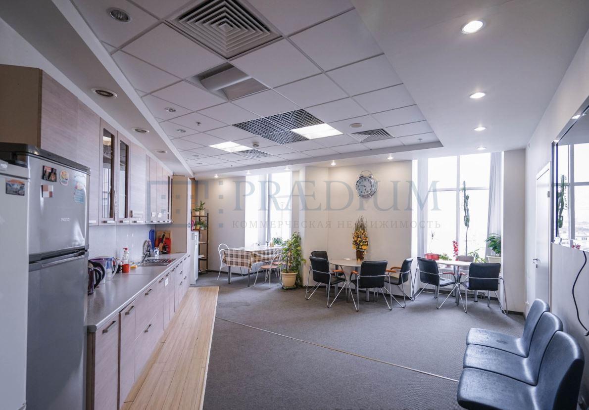 Продам офис в Москве, д 5