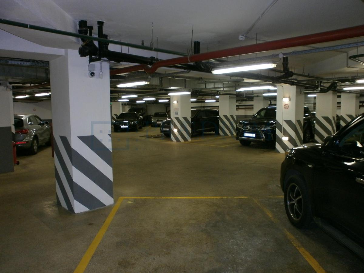 Продам офис в Москве, д 5