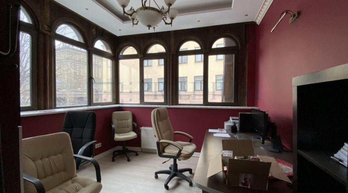 Сдается торговое помещение в Москве, д 15/1