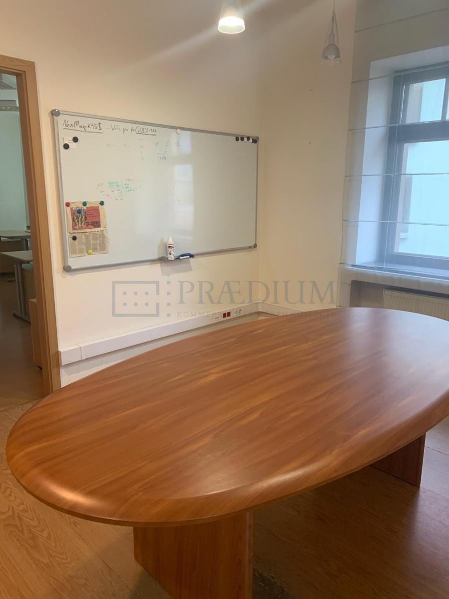 Продам офис в Москве, д 25 к 1