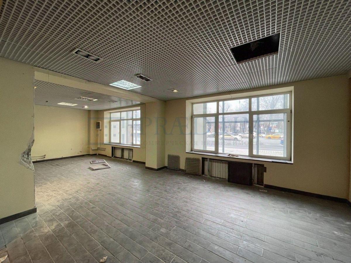 Сдается торговое помещение в Москве, д 5
