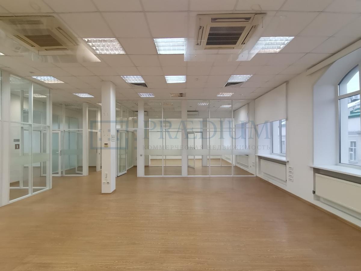 Сдается офис в Москве, д 12 стр 1