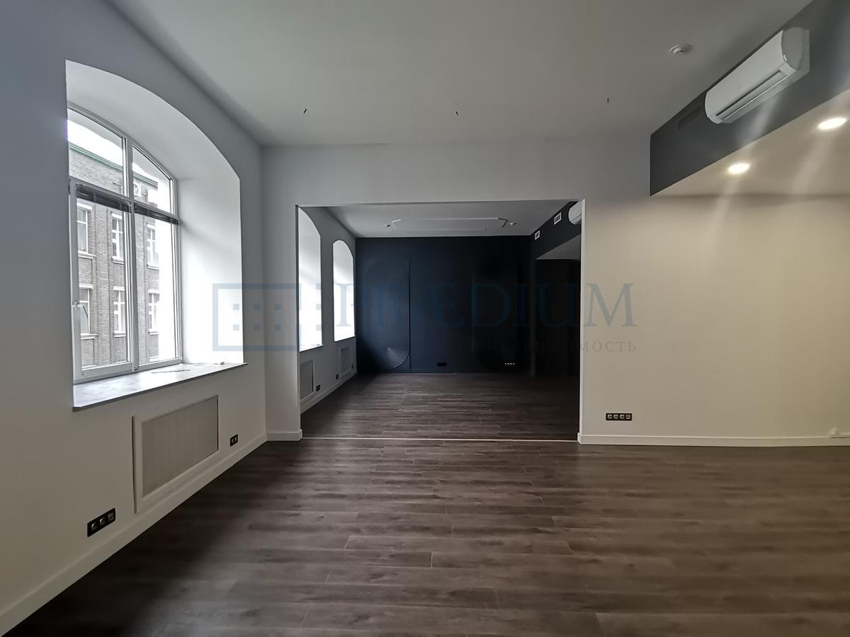 Сдается офис в Москве, д 12 стр 1