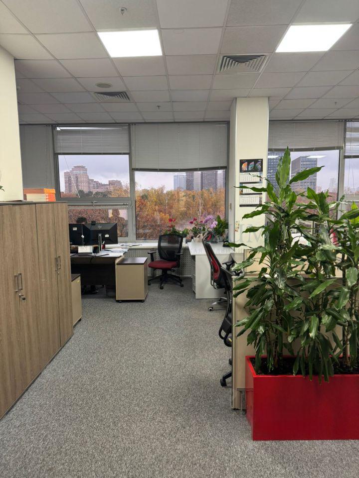 Сдается офис в Москве, д 10