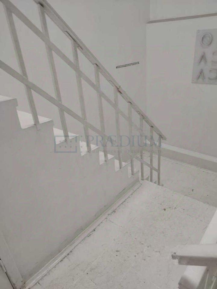 Продам торговое помещение в Москве, д 32 стр 1