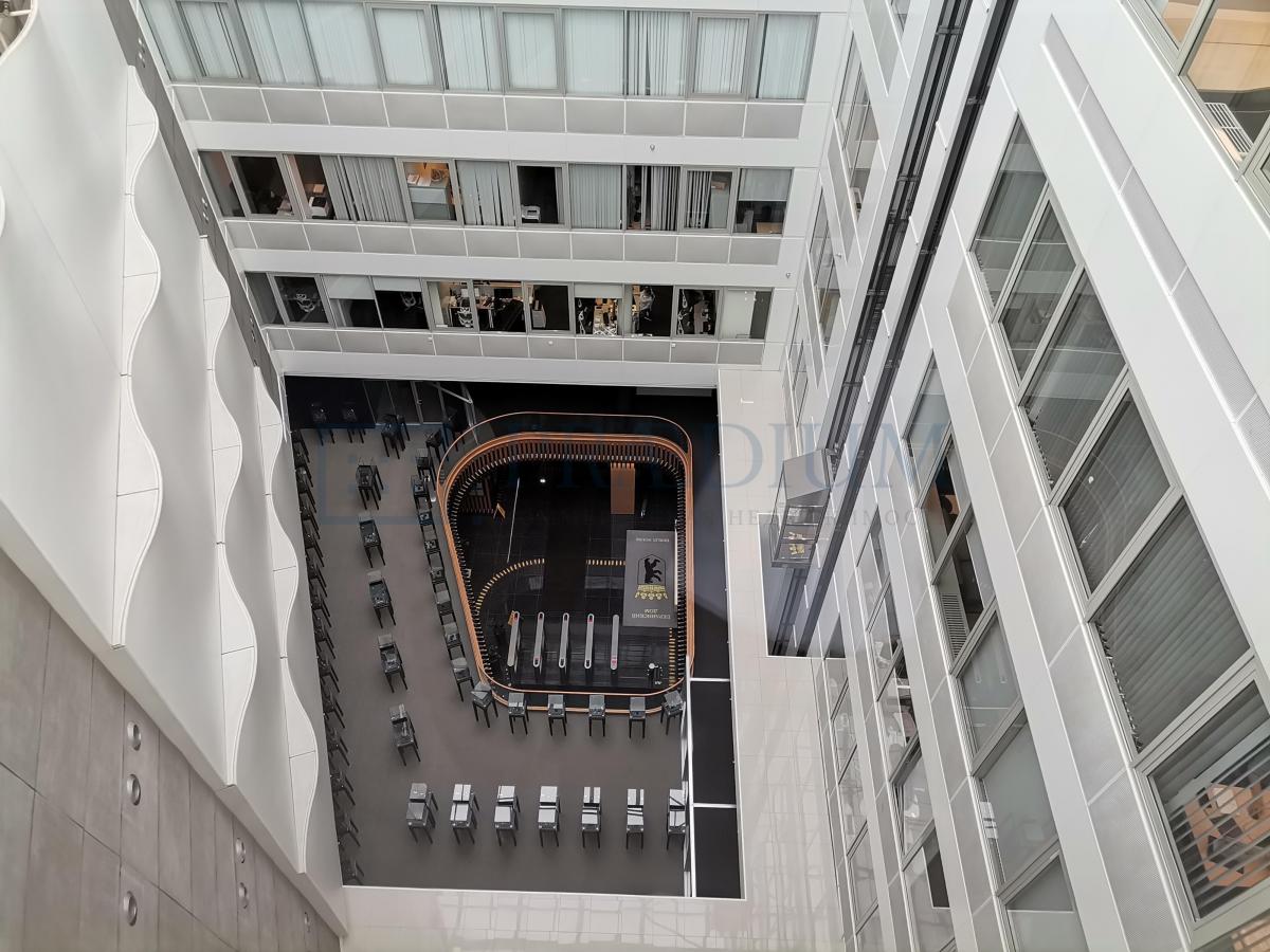 Сдается торговое помещение в Москве, д 5