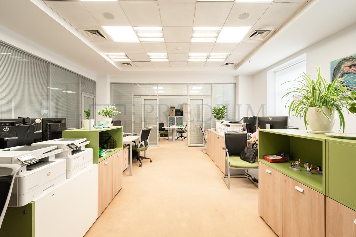 Продам офис в Москве, д 4А