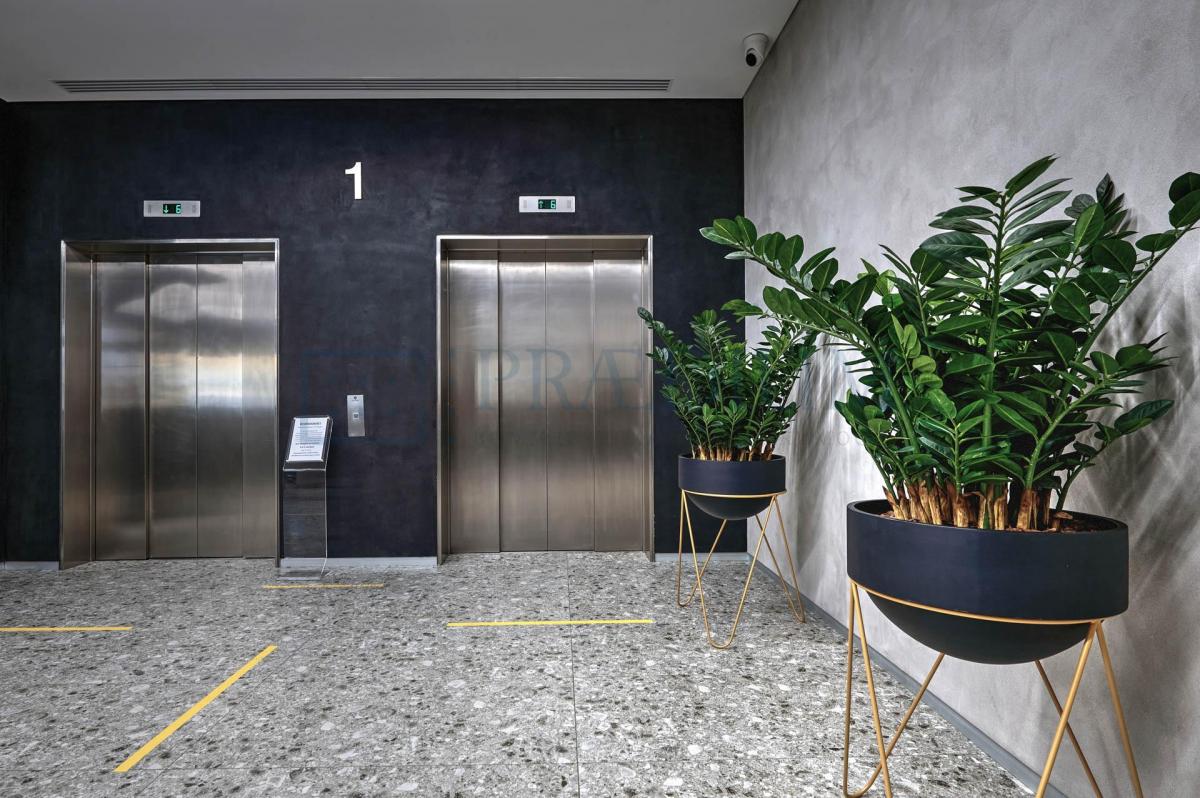 Сдается торговое помещение в Москве, д 4