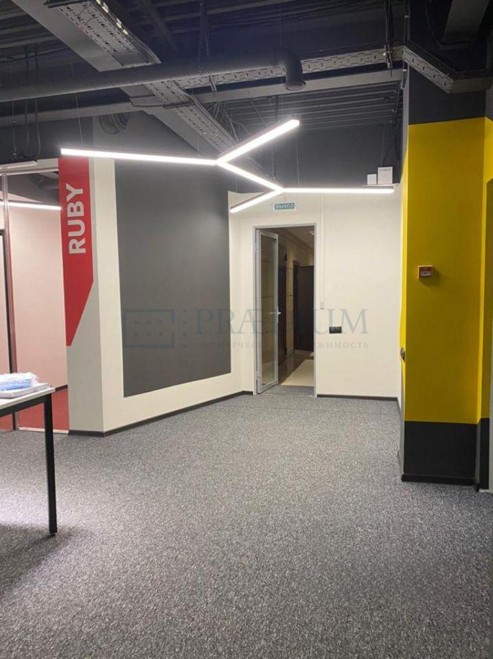 Продам офис в Москве, д 19