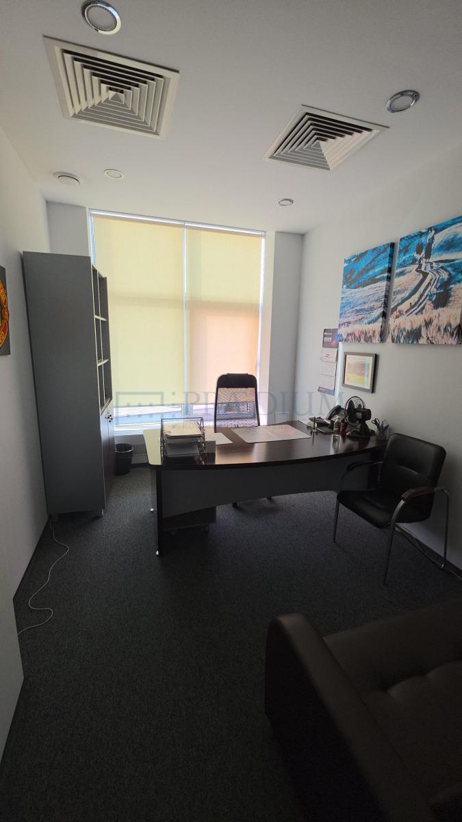 Продам офис в Москве, д 5А