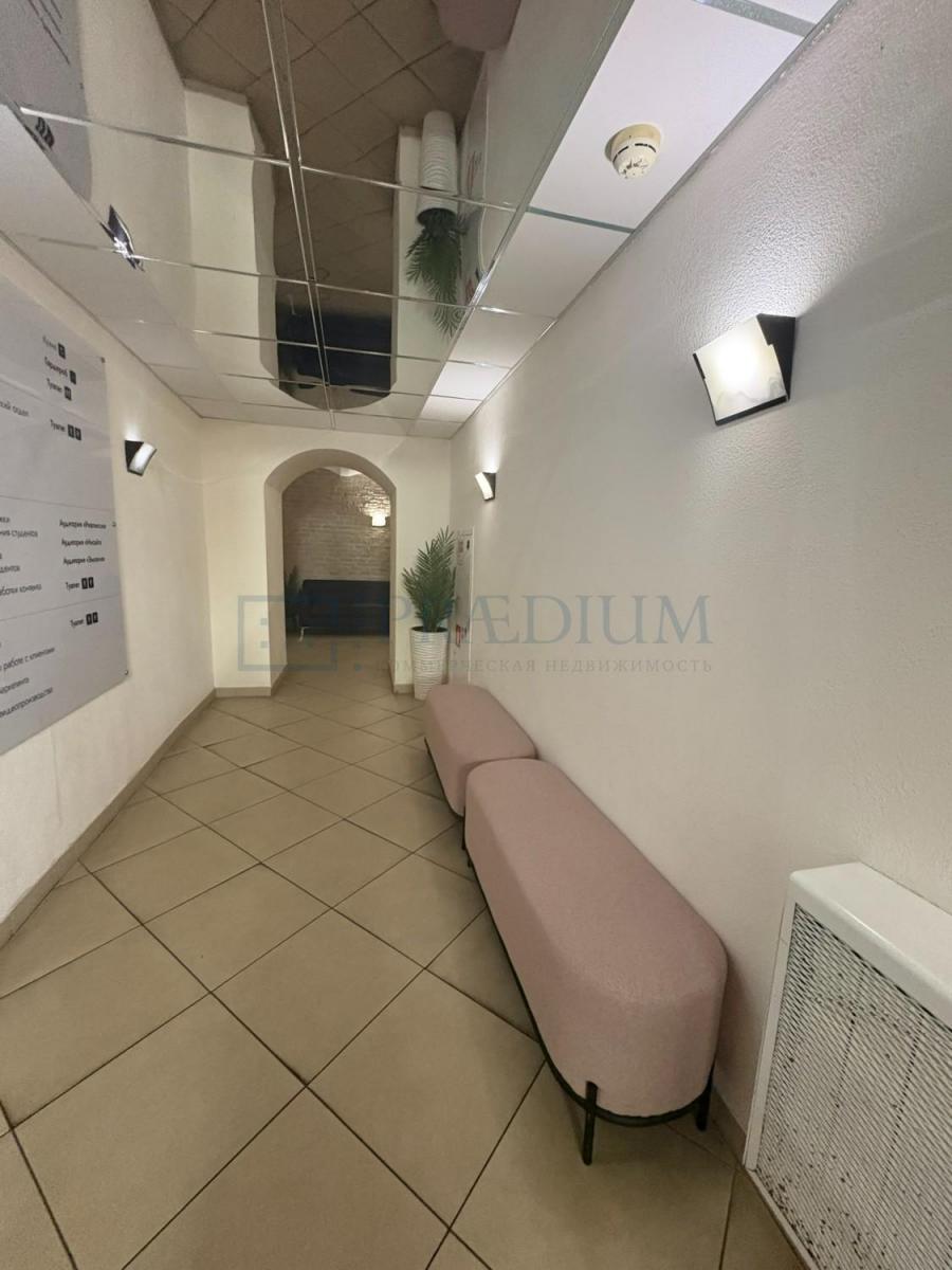 Сдается офис в Москве, д 8