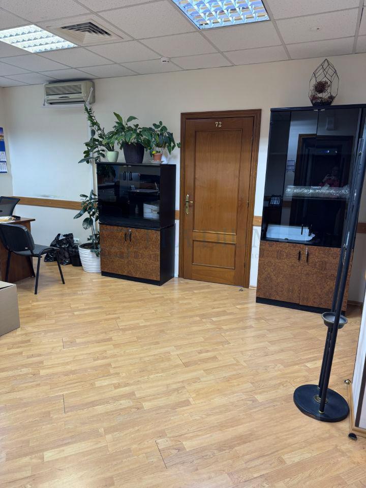 Сдается офис в, д 11