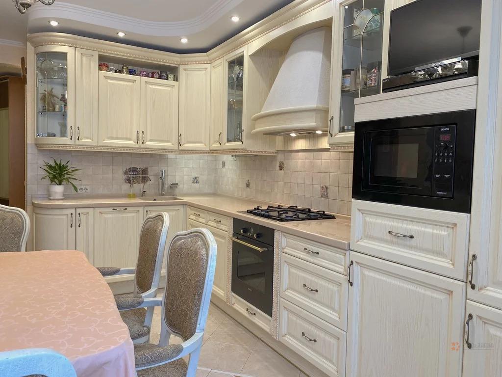 Продам 2-комнатную квартиру в Чехове, 2а