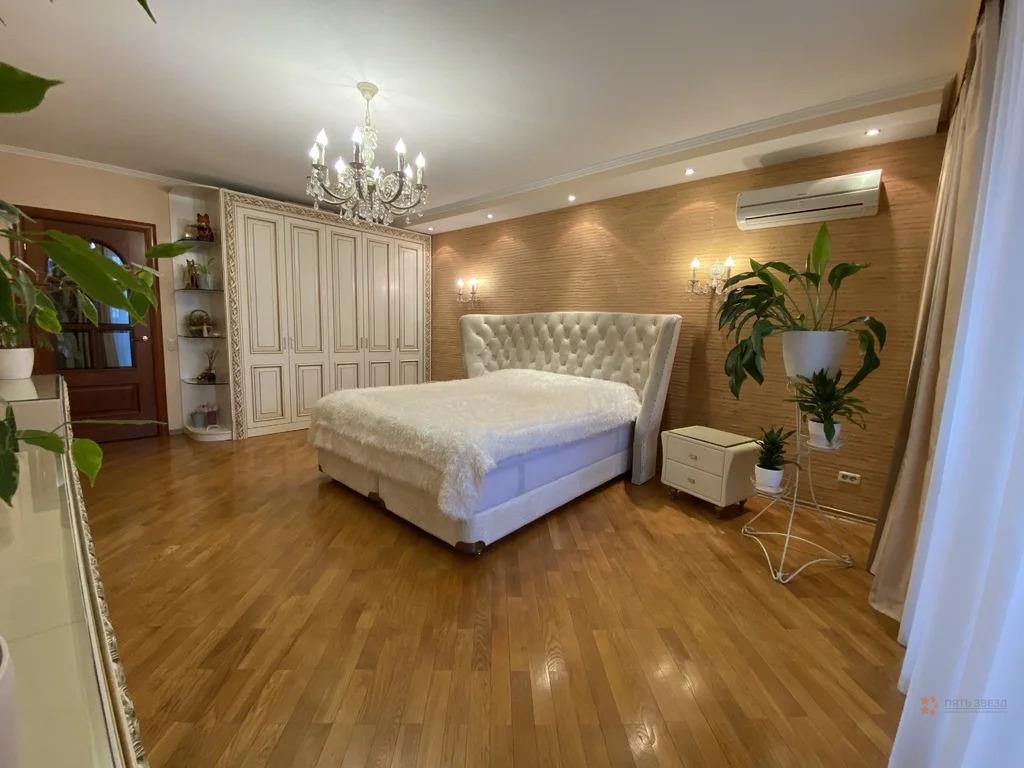 Продам 2-комнатную квартиру в Чехове, 2а