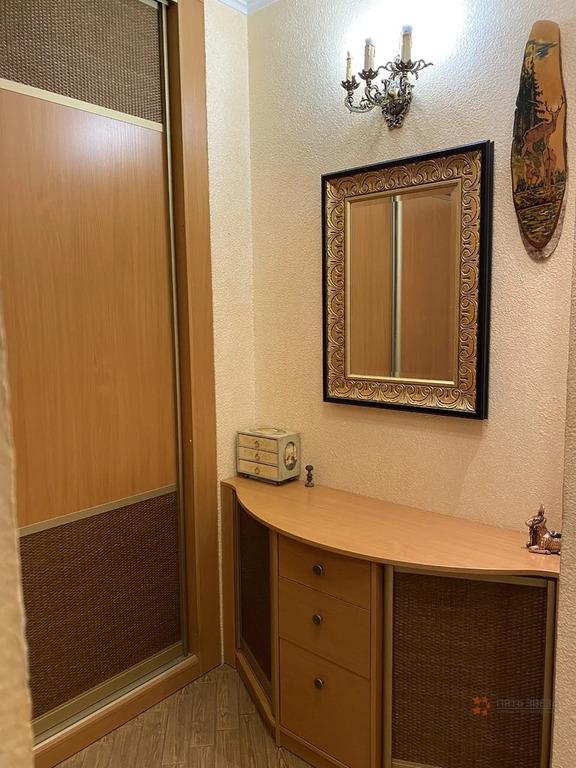 Продам 2-комнатную квартиру в Чехове, 2а