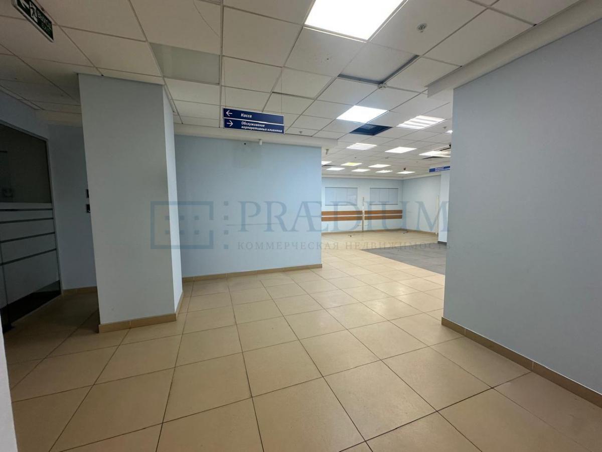 Сдается торговое помещение в Москве, д 6 стр 13