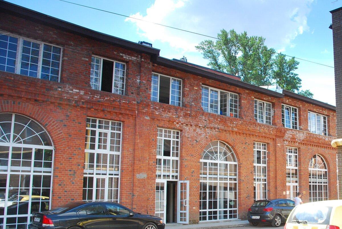 Продам торговое помещение в Москве, д 11 стр 8