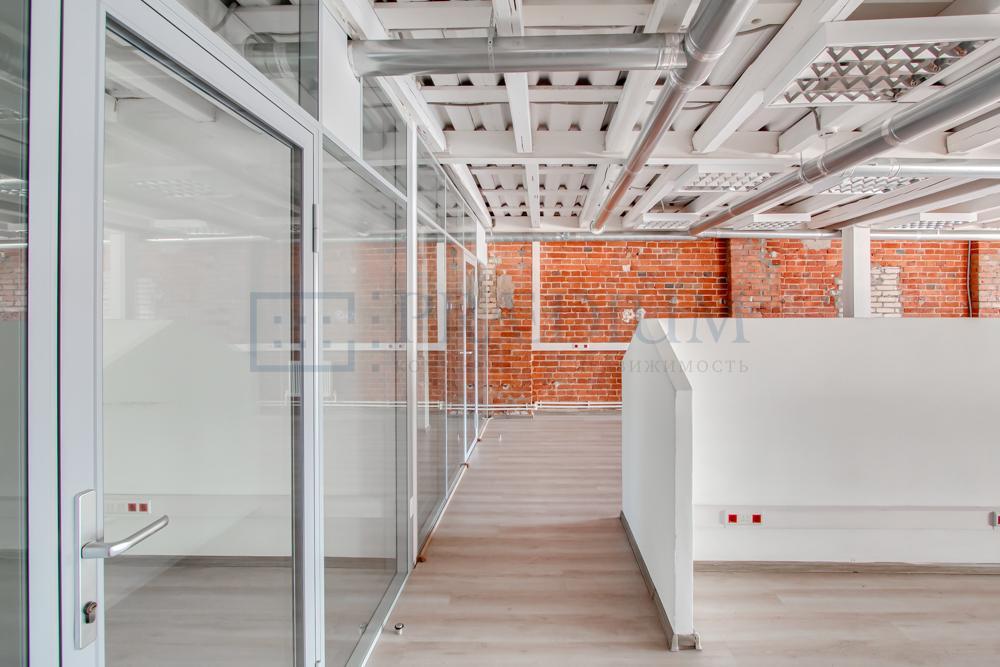 Сдается торговое помещение в Москве, д 11 стр 8