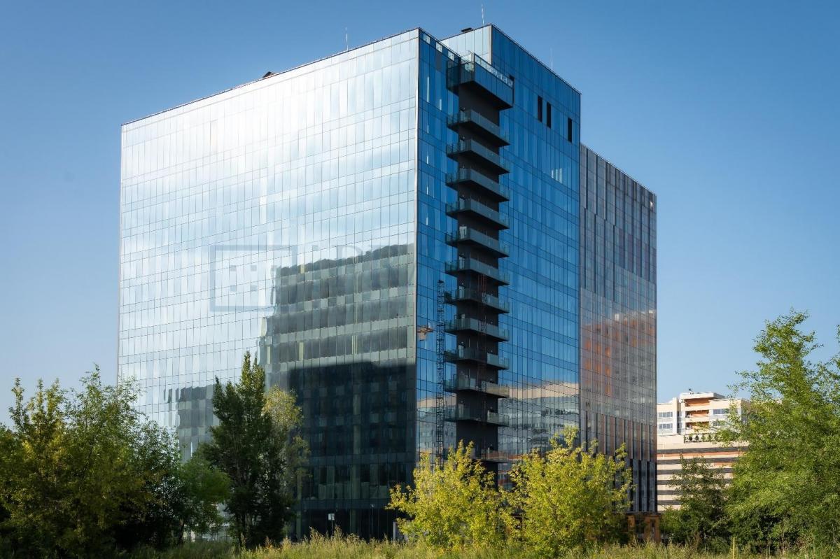 Сдается офис в Москве, д 8