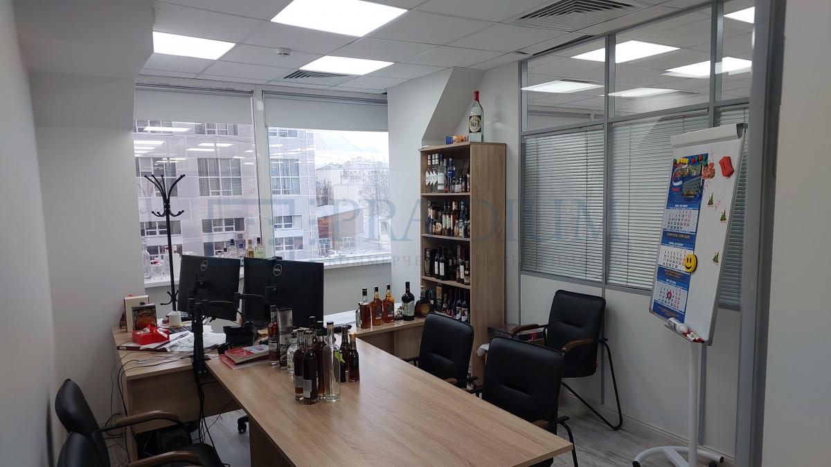 Продам офис в Москве, д 35 стр 64
