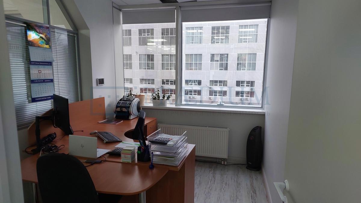 Продам офис в Москве, д 35 стр 64