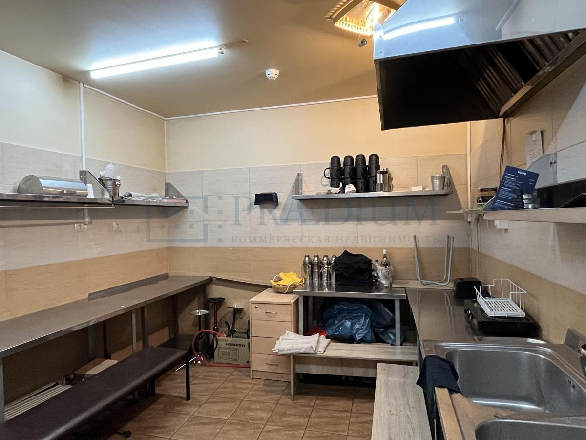 Продам торговое помещение в Москве, д 11 стр 2