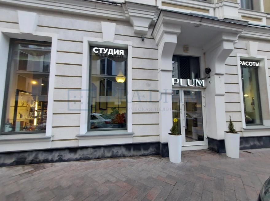 Сдается торговое помещение в Москве, д 80