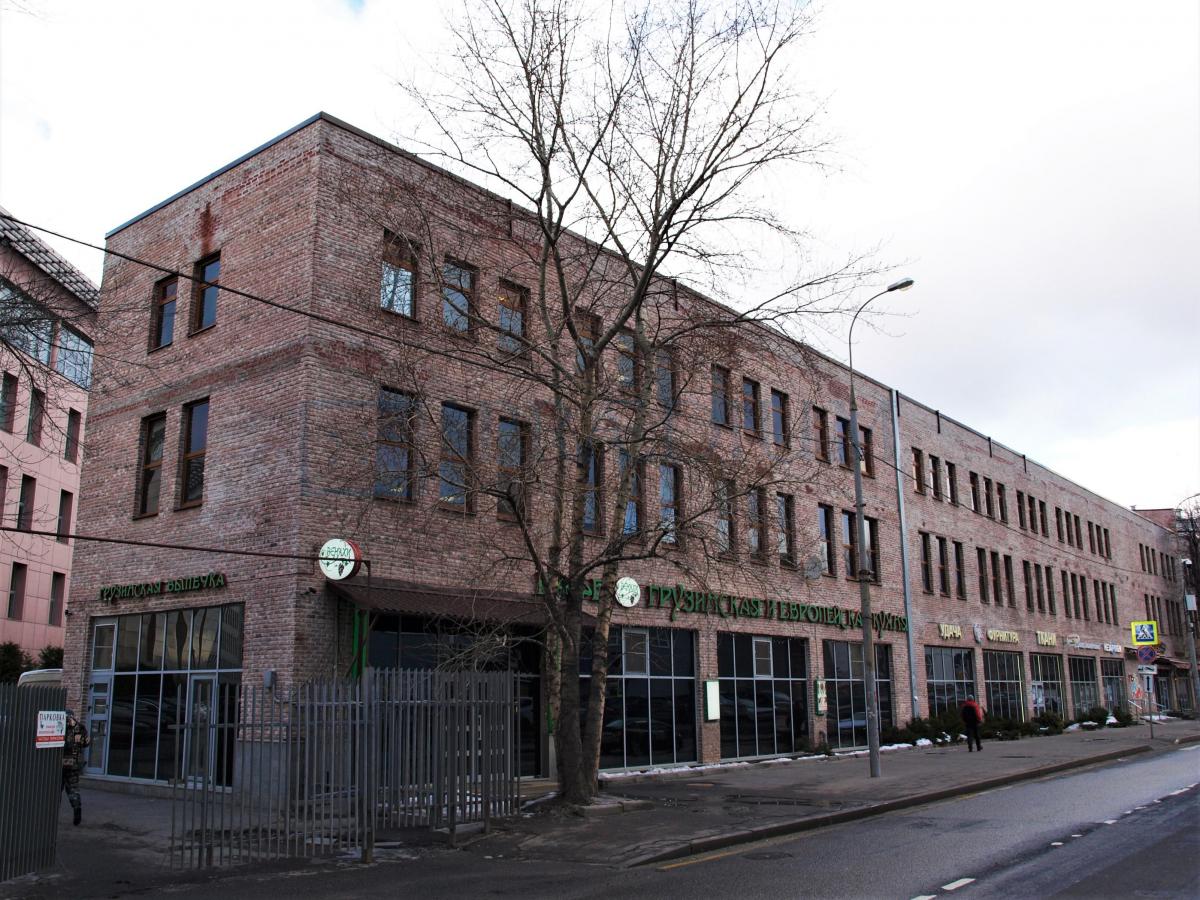 Сдается торговое помещение в Москве, д 19 стр 1