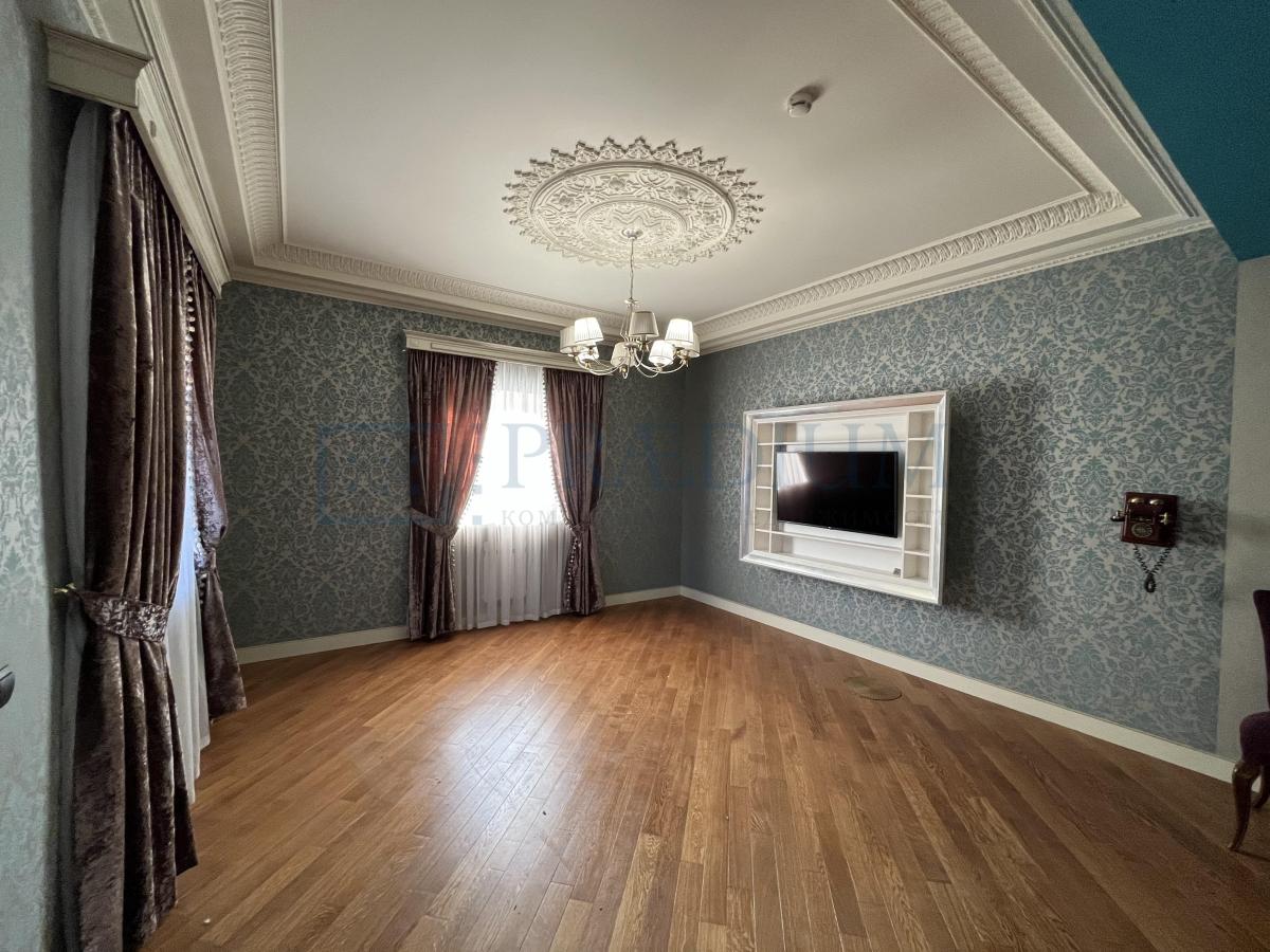 Продам торговое помещение в Москве, д 11 стр 2