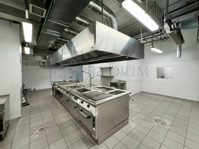 Сдается торговое помещение в Москве, д 10