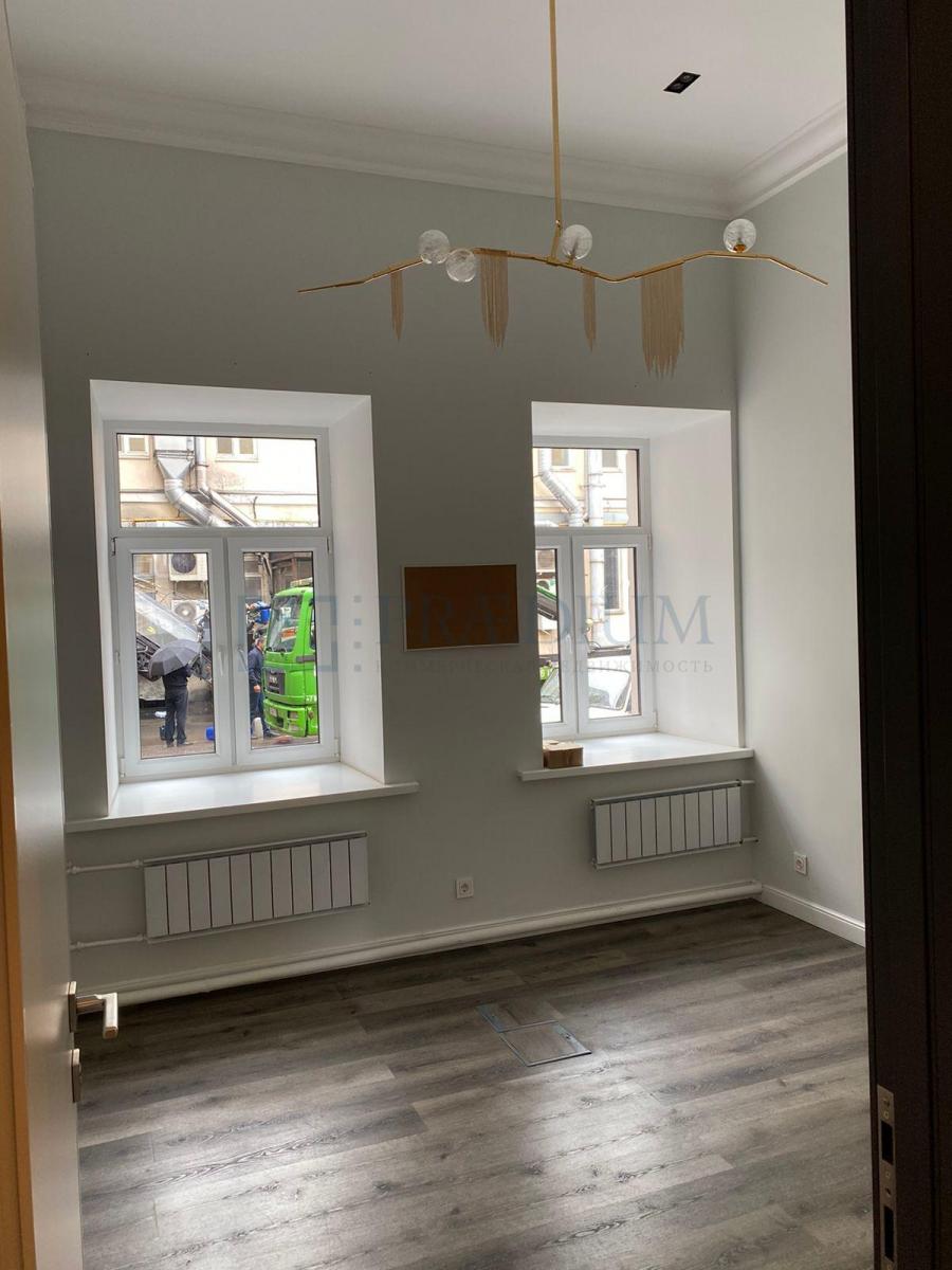 Сдается офис в Москве, д 12 стр 2