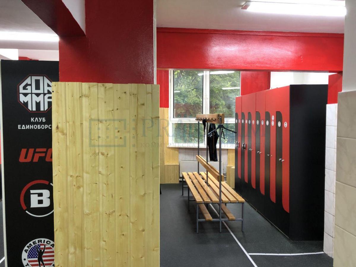 Продам торговое помещение в Москве, д 11 к 1