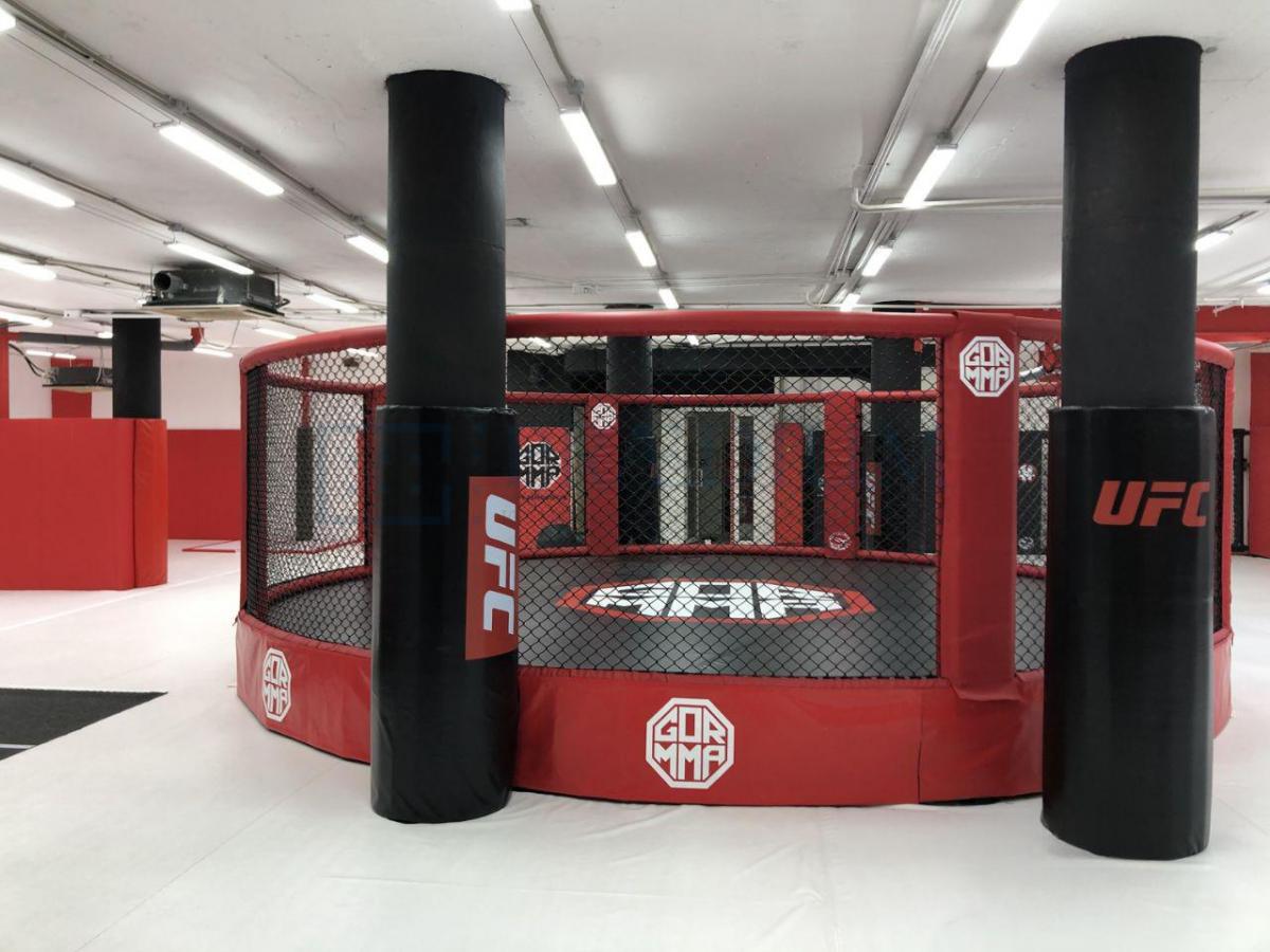 Продам торговое помещение в Москве, д 11 к 1