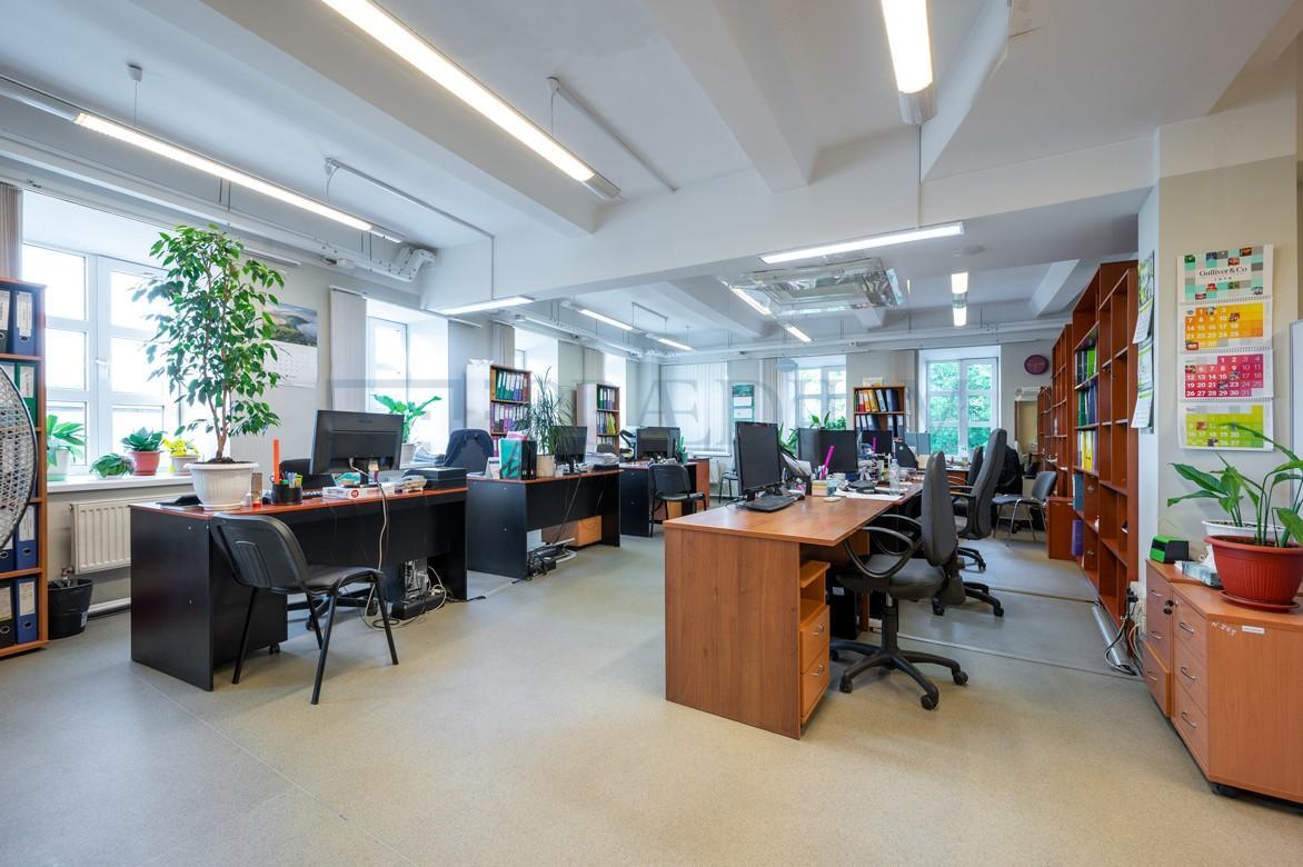 Продам офис в Москве, д 5 стр 1