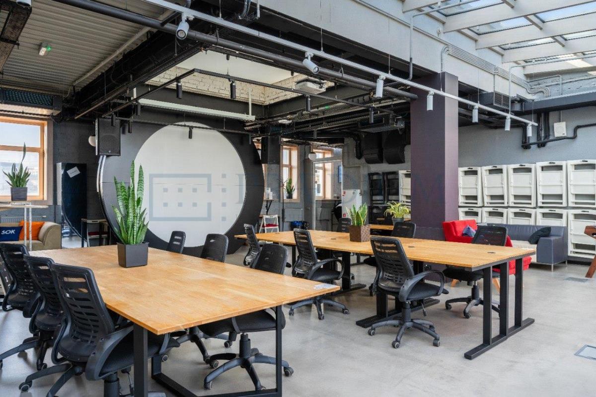 Сдается офис в Москве, д 8