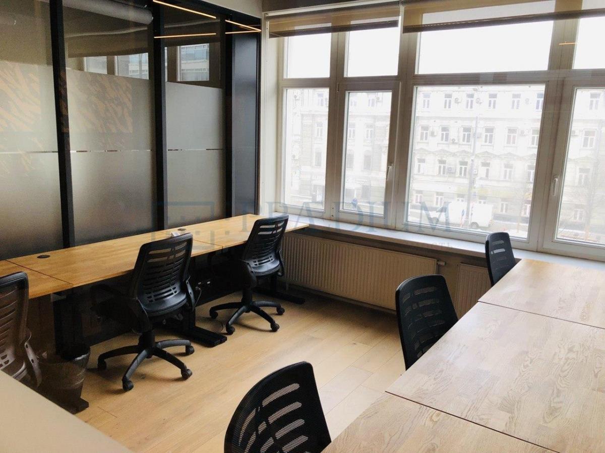 Сдается офис в Москве, д 8