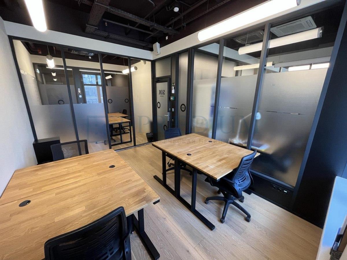 Сдается офис в Москве, д 8