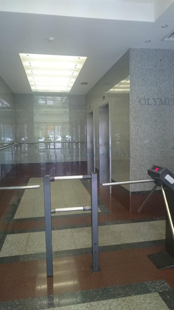 Сдается торговое помещение в Москве, д 33 к 1