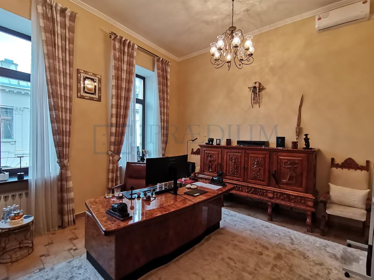 Сдается офис в, д 40 стр 1