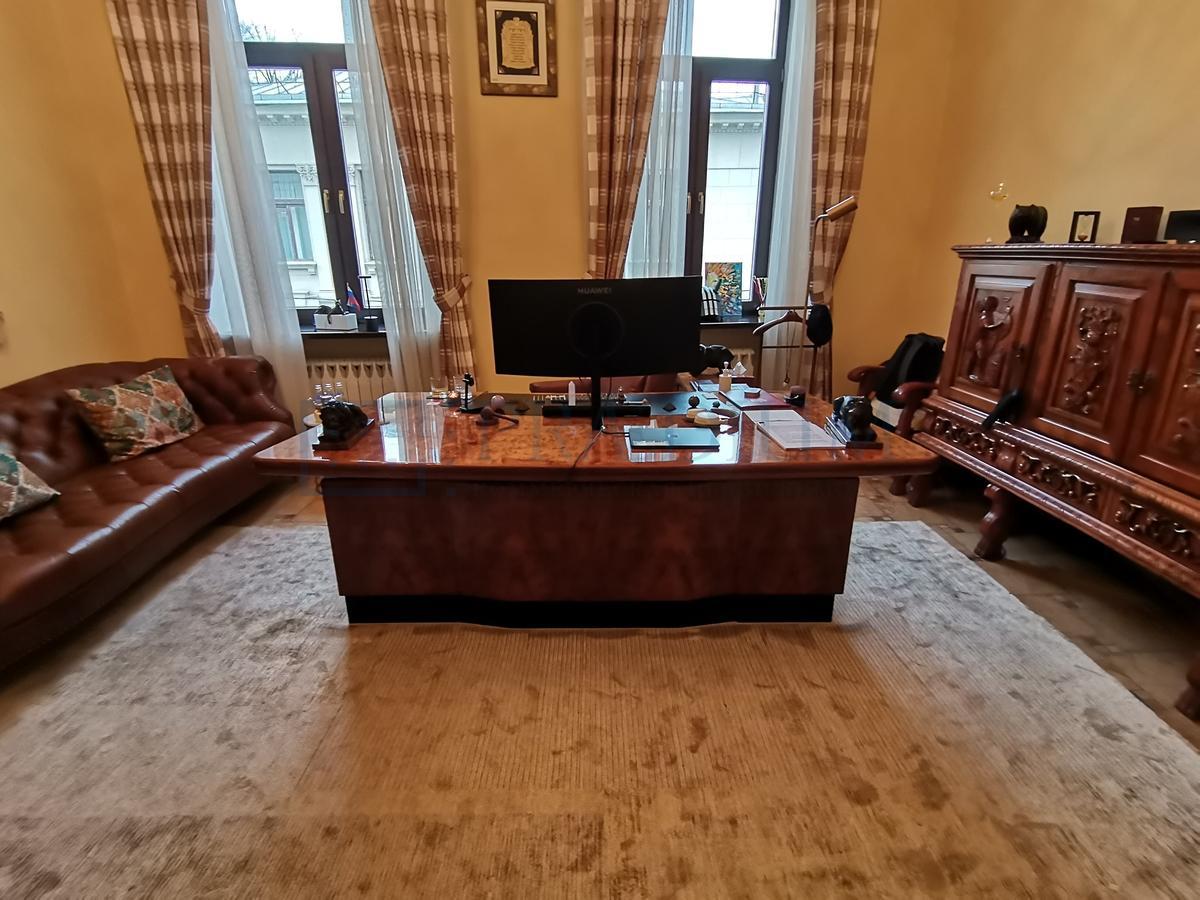 Сдается офис в, д 40 стр 1